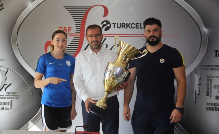 Fatih Çintimar: “2024 Paris Olimpiyatları, Türk atletizminin madalya alma olimpiyatı olacaktır”