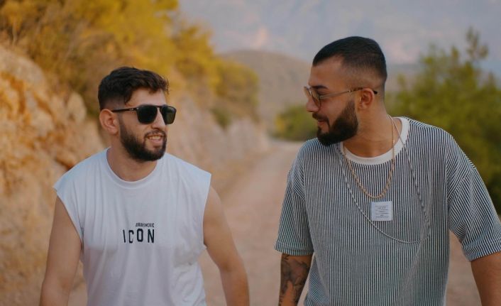 fizy’de bu yaz en çok Kurtuluş Kuş ve Burak Bulut dinlendi