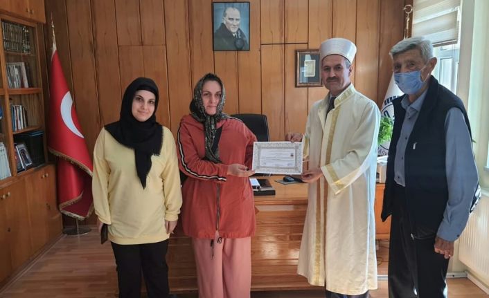 Gürcistanlı Irma Müslüman olup Irmak adını aldı