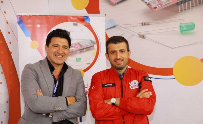 Hakan Ural, Selçuk Bayraktar ile buluştu