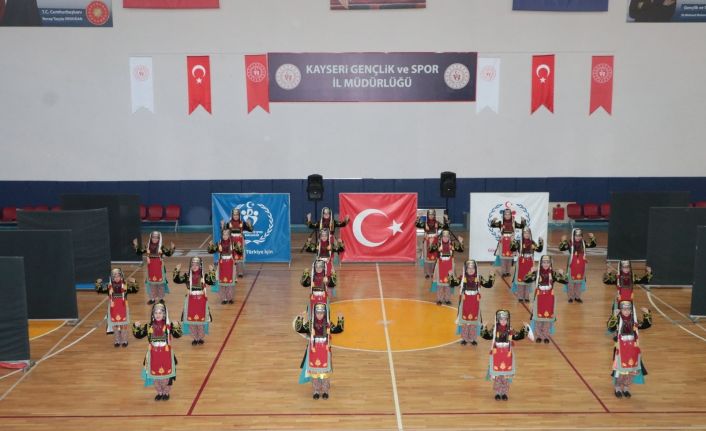 Halk oyunları il birinciliği sona erdi