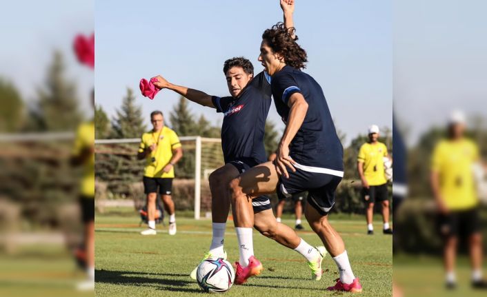 Hikmet Karaman: “Milli takımlar tek adamın yöneteceği yerler değil”