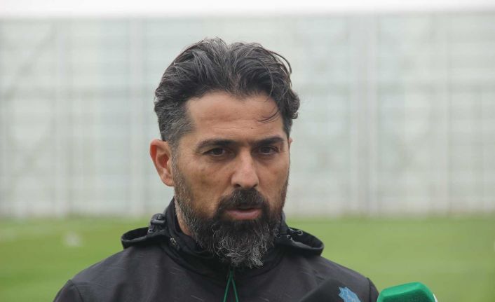 İlhan Palut: “Her ne kadar kaybetmesek de, bir süredir kazanamıyoruz”