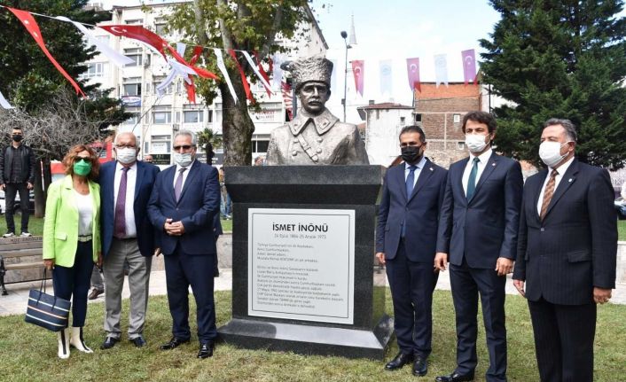 İsmet İnönü’nün doğum gününde adı verilen park ve büst açıldı