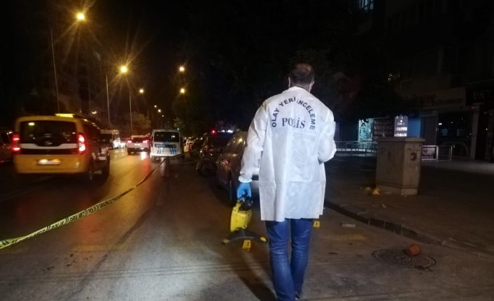 İzmir’de alacak verecek tartışması silahlı kavgaya dönüştü: 1 ölü, 2 yaralı