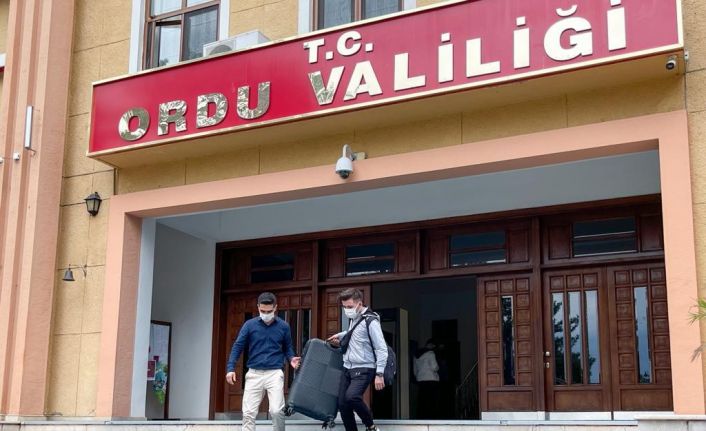 Kalacak yeri olmayan öğrenciler, Vali Sonel’in girişimleriyle kiralanan otellerde misafir edilecek