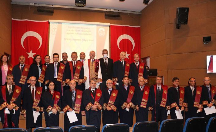 Kartal’da 2021-2022 Akademik Yıl Açılışı ve Cübbe Giyme Töreni gerçekleştirildi