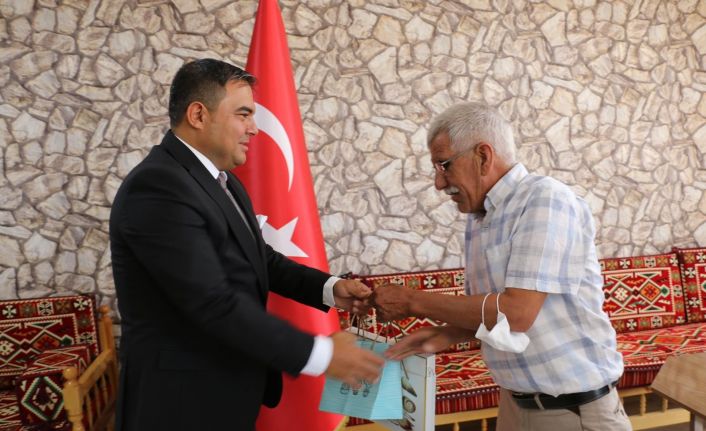 Kaymakam Balcı, görev yaptığı yerlerde gazi olanları anlattı, hem duygulandı hem duygulandırdı