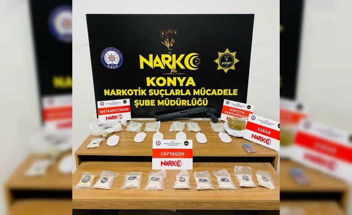 Konya’da uyuşturucu tacirlerine operasyon