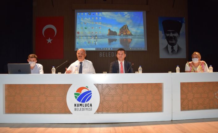 Kumluca Kaymakamı Kolsuz: "Korona belirtisi olan çocukları saklamayın ve okula göndermeyin”