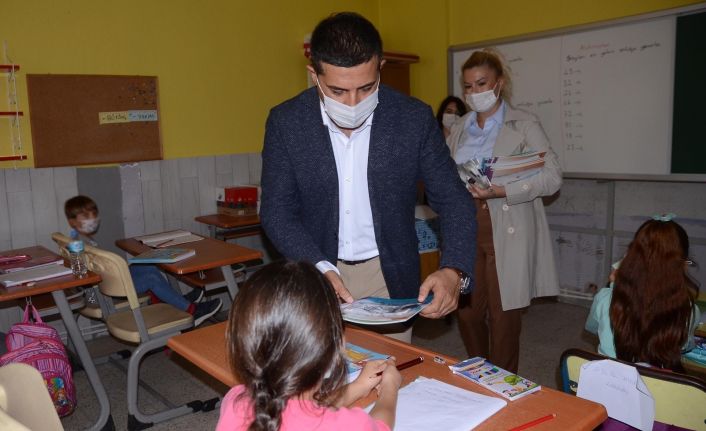 Kuşadası Belediyesi’nden eğitime destek