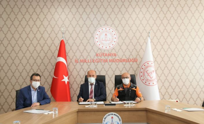 Kütahya MTAL ile İl Afet ve Acil Durum Müdürlüğü arasında protokol