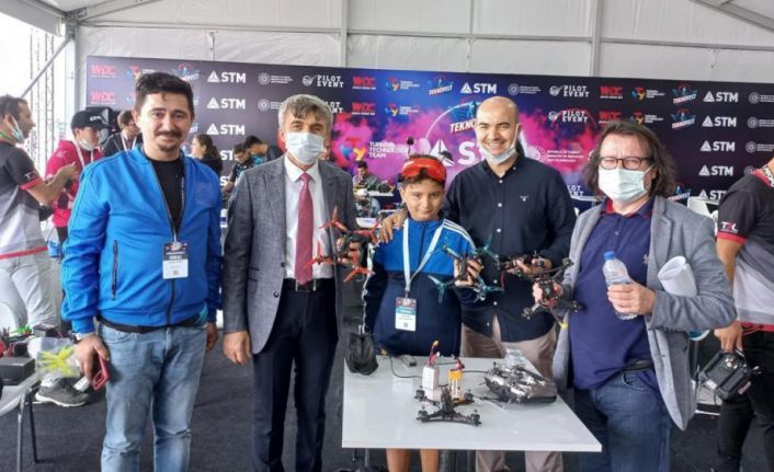 Kütahya Tasarım Teknokent, 11 yaşındaki Doruk Cengiz’le zirve yükselişini sürdürüyor