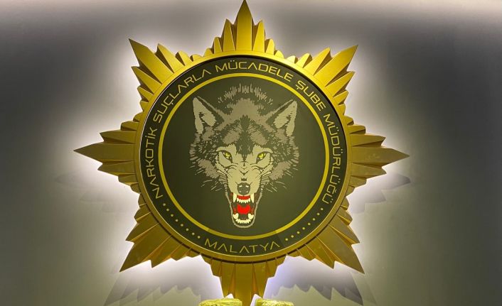 Otobüs ile eroin sevkiyatına narkotik engeli