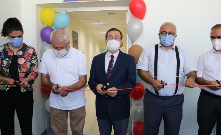 Özal Tıp Merkezi’nde Çocuk Endoskopi Ünitesi açıldı
