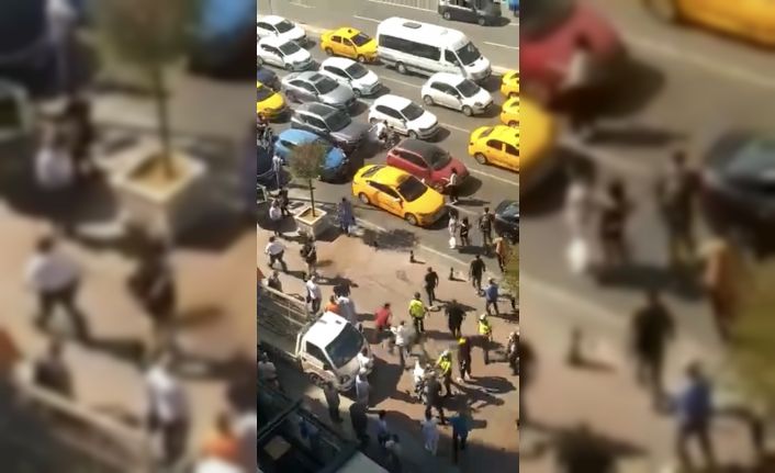 (Özel) İstanbul’un göbeğinde cam silici terörü: Bıçak ve sopayla mekan bastılar