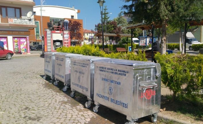 Pazaryeri’ne 57 adet çöp konteyneri geldi