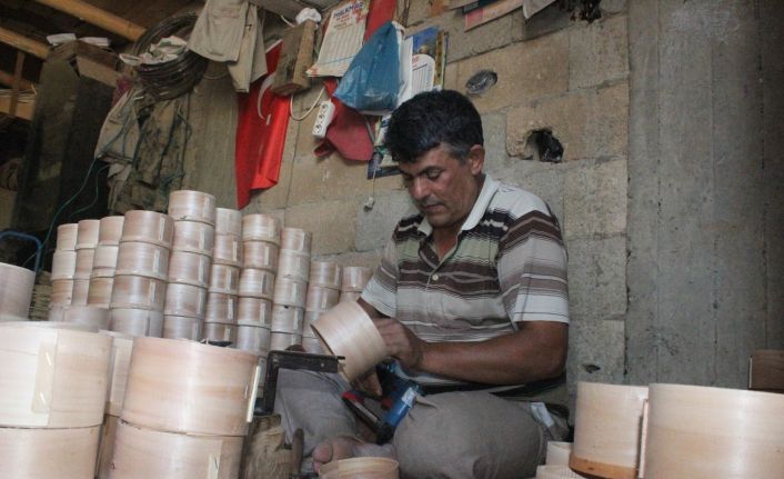 Pekmez  küleği Türkiye’de sadece Kilis’te üretiliyor