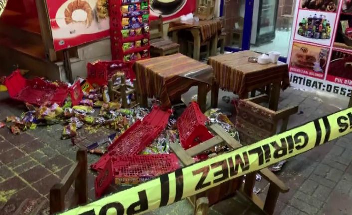 Pendik’te düğün çıkışı ortalık savaş alanına döndü: 1’i ağır 6 yaralı