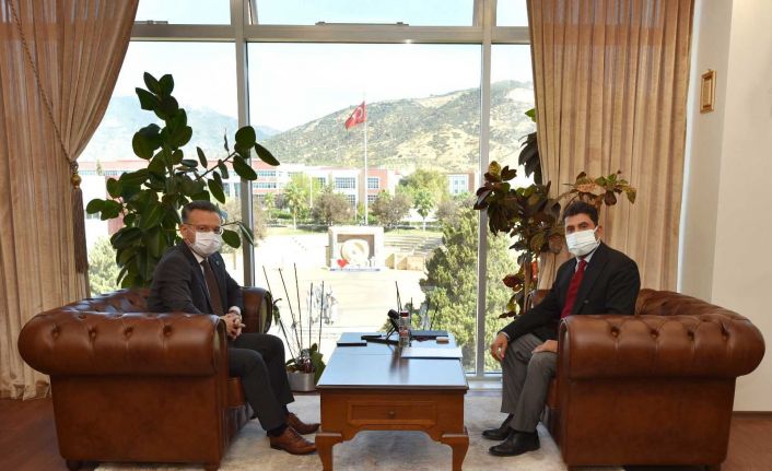 Rektör Aldemir, Aydın Valisi Hüseyin Aksoy’u ağırladı