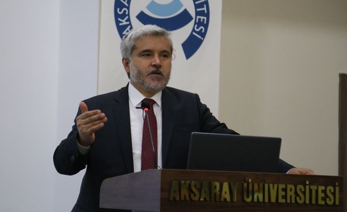 Rektör Şahin: “Vakıf, insanın dünyevi varlıklarla kurduğu ilişki üzerinden anlaşılabilir”
