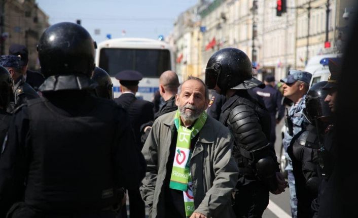 Rusya’daki Duma seçimlerinde 3 adayın adı, soyadı ve dış görünüşleri aynı