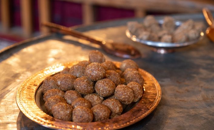 Sadece Kangal Akkaraman koyununun böbrek yağından yapılıyor, lezzetine doyum olmuyor