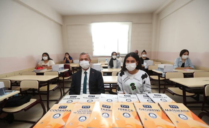 Şahinbey Belediyesi’nden eğitime destek sürüyor