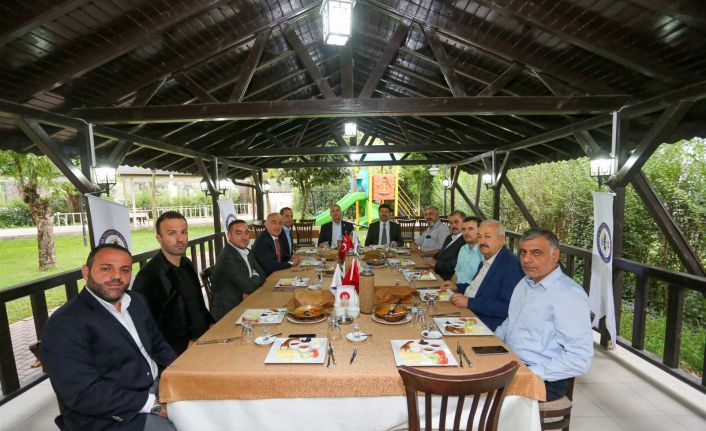 Sakarya’yı mobilya üretim merkezi haline getirmeyi hedefliyorlar