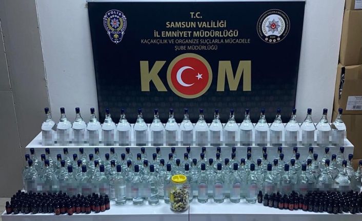 Samsun’da 2 bin 303 adet alkolü içki yapımında kullanılan malt aroma ele geçirildi