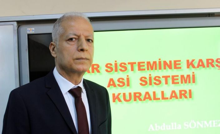 Sönmez: "Kulüpler kadrolarında 11 yabancı oyuncu bulundurmalı"