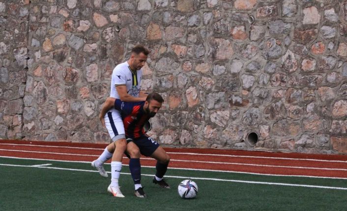 TFF 3. Lig: Belediye Derince: 1 - İçel İdmanyurdu: 1