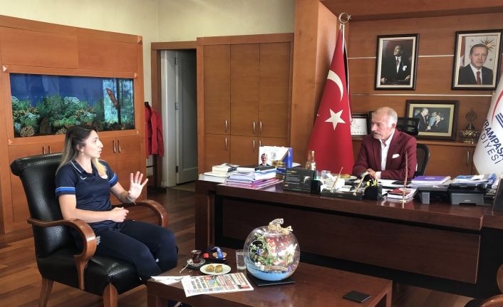 Tokyo Olimpiyatlarında Bronz Madalya alan Merve Çoban, Bayrampaşa Belediye Başkanını ziyaret etti