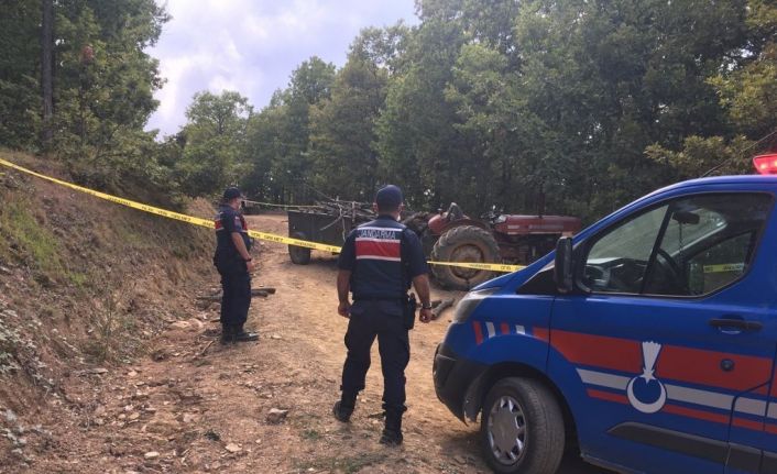 Traktörün altında kalan Söğüt Emniyetinde görevli bekçi hayatını kaybetti