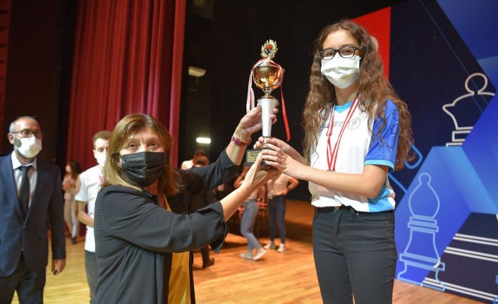 Türkiye Satranç Şampiyonasında Selçuklu Belediyespor’dan ikincilik