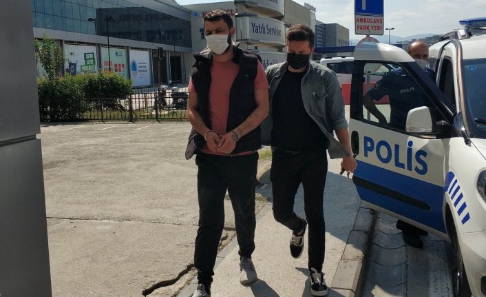 Uyuşturucu ticaretinden yakalanan şahsın "limandaki konteynerleri de çekin" demesi dikkat çekti