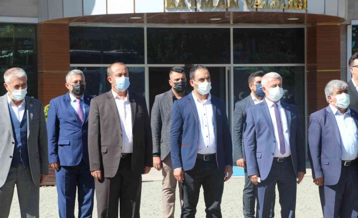 19 Ekim Muhtarlar Günü Batman Valiliği bahçesinde yapılan törenle kutlandı