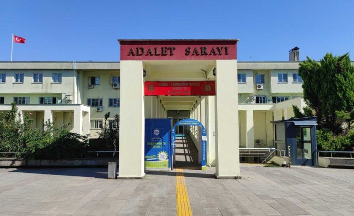 2 yaşındaki üvey kızını öldürdüğü iddia edilen sanığın cezası belli oldu