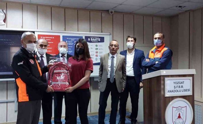 AFAD öğrencilere afetlere hazırlık eğitimi veriyor