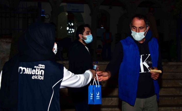 Aliağa’da Mevlit Kandili dualarla idrak edildi