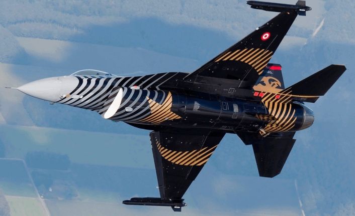 Antalya’da 29 Ekim,  Solo Türk, konserler ve fener alayı ile kutlanacak