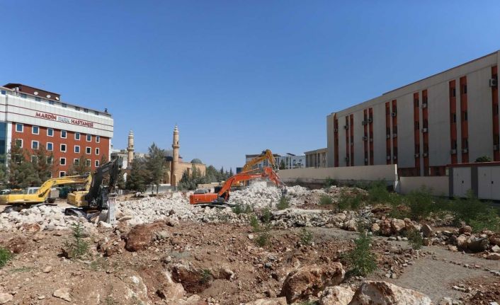 Artuklu Çok Katlı Otopark Projesi devam ediyor