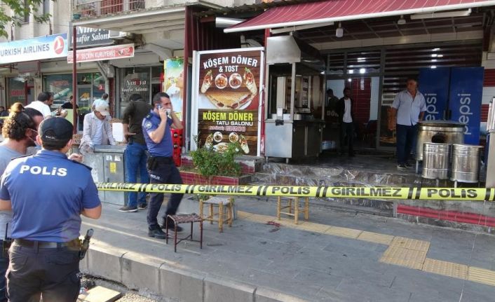 Asansör tartışmasında komşularını yaralayan genç ile babası ve kardeşi tutuklandı