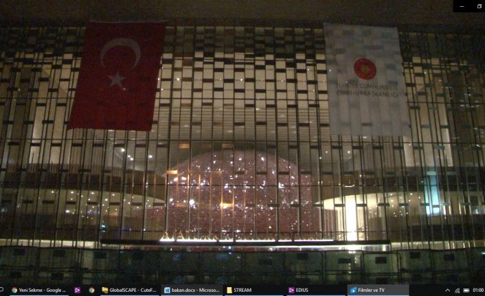 Atatürk Kültür Merkezi’nin tabelası 3 yıllık inşa çalışmasının ardından asıldı