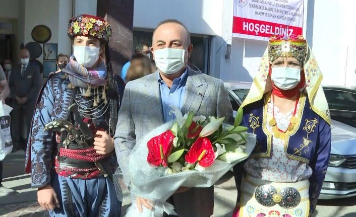 Bakan Çavuşoğlu: “Turizm sektörünün en az şekilde etkilenmesi için çabalıyoruz”