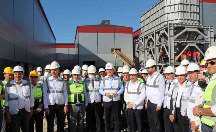 Bakan Soylu, ülke ekonomisine 250 milyon dolar gelir sağlayacak tesisi gezdi