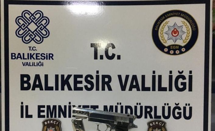 Balıkesir’de polisten 42 şahsa operasyon