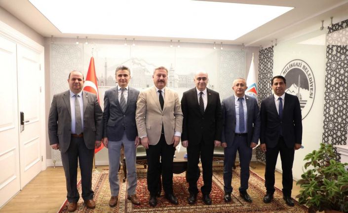 Baro Başkanı Köse ve yönetimi Başkan Palancıoğlu’nu ziyaret etti