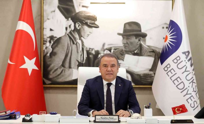 Başkan Böcek: “29 Ekim, Türk Milleti’nin yeniden doğuşunu da simgeliyor”