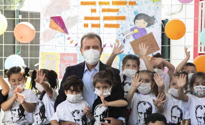 Başkan Seçer, 11 Ekim Dünya Kız Çocukları Gününde kreşteki miniklerle buluştu